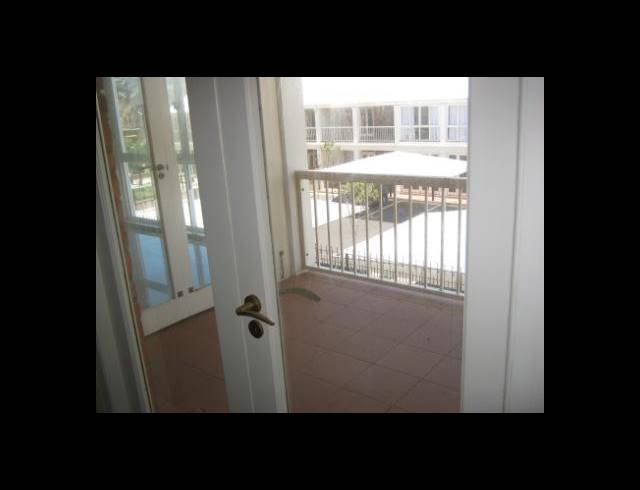 2 BEDROOM APARTMENT TO LET IN POINT WATERFRONT